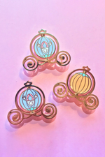 Carriage Pumpkin Spinning Pin