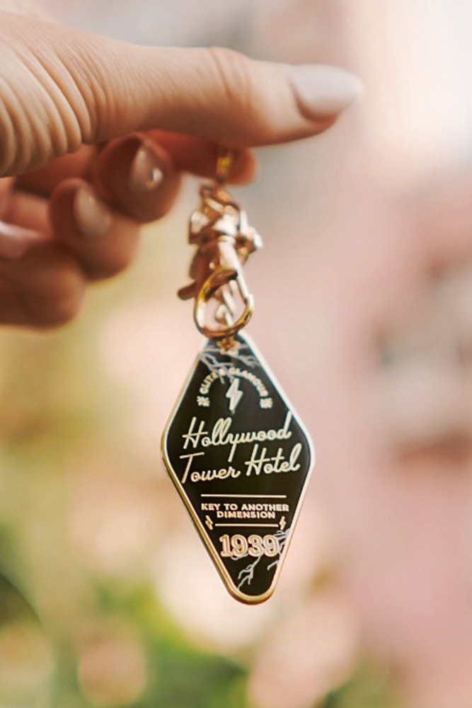 Hollywood Tower Twilight Motel Keychain