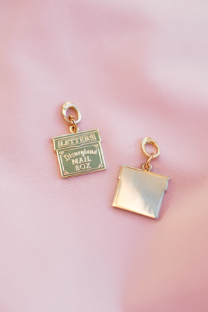 Letters Mailbox 18k Gold Charm